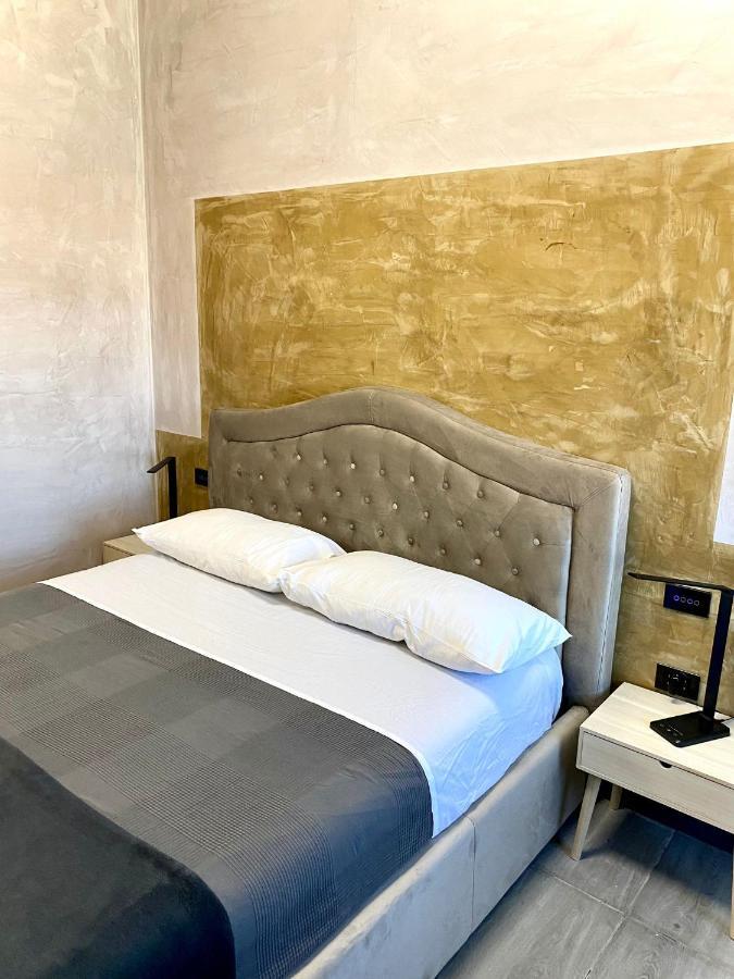 Hotel Tech เบรมบาเต ภายนอก รูปภาพ
